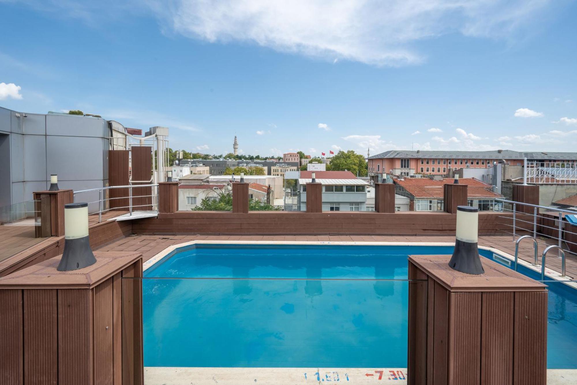 Klas Hotel Istanbul Exterior foto
