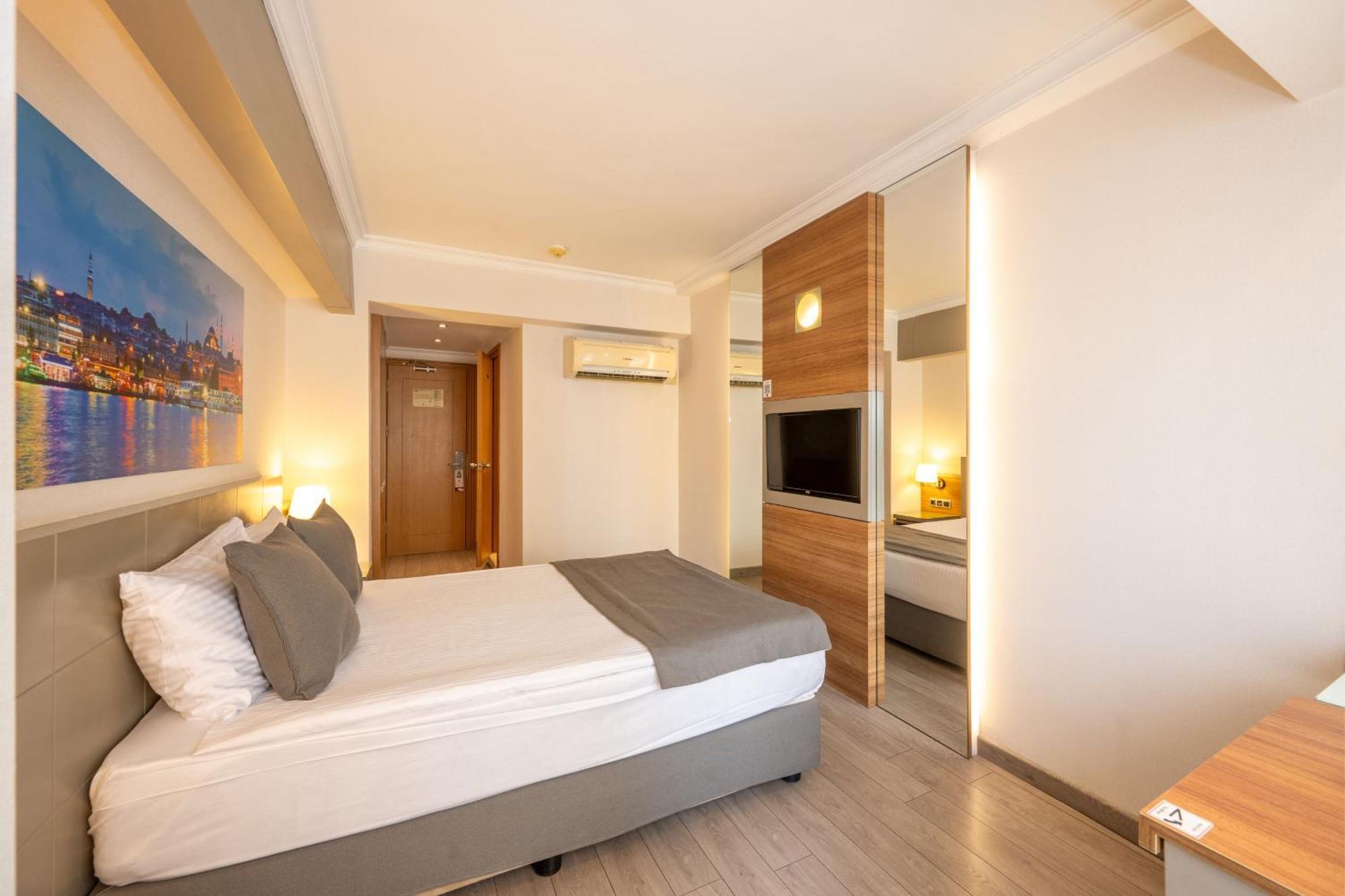 Klas Hotel Istanbul Exterior foto
